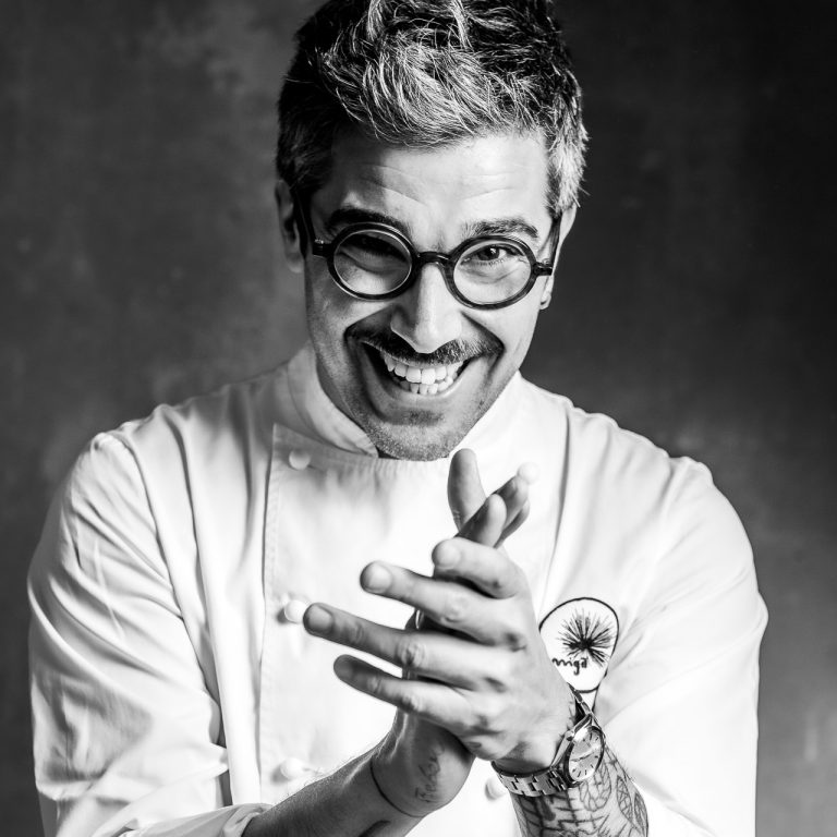 Retrato del cocinero Adrián Felipez.